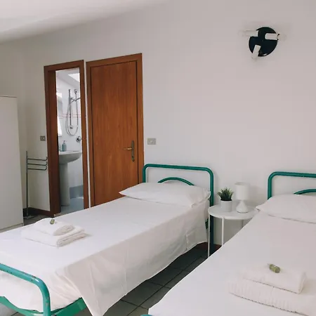 Due Passi Dal Mare, Garden House Prázdninový dům